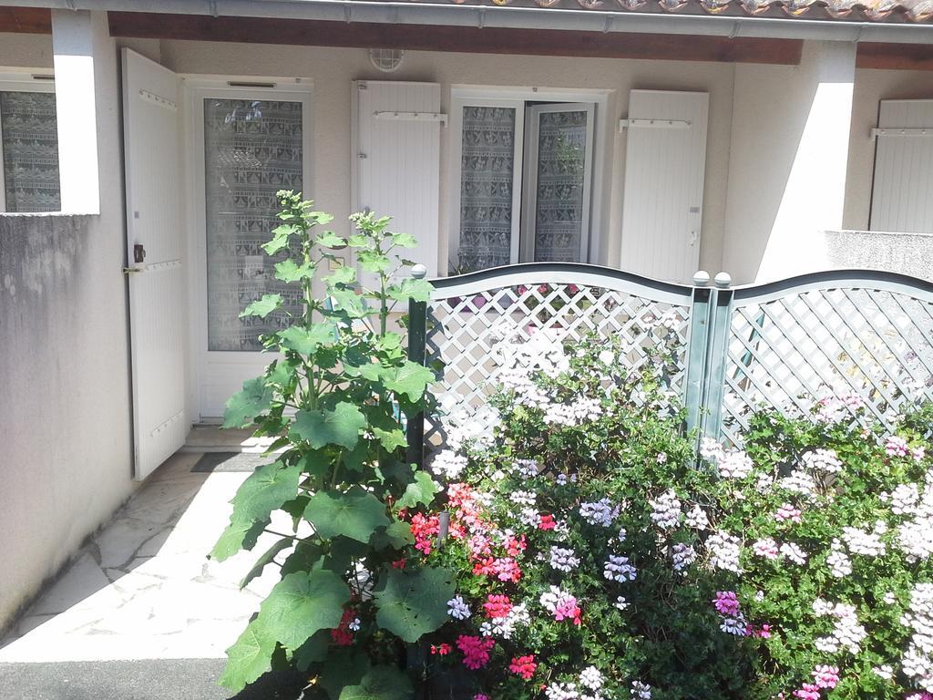 L'Insulaire Studios Saint-Denis-dʼOléron Екстериор снимка