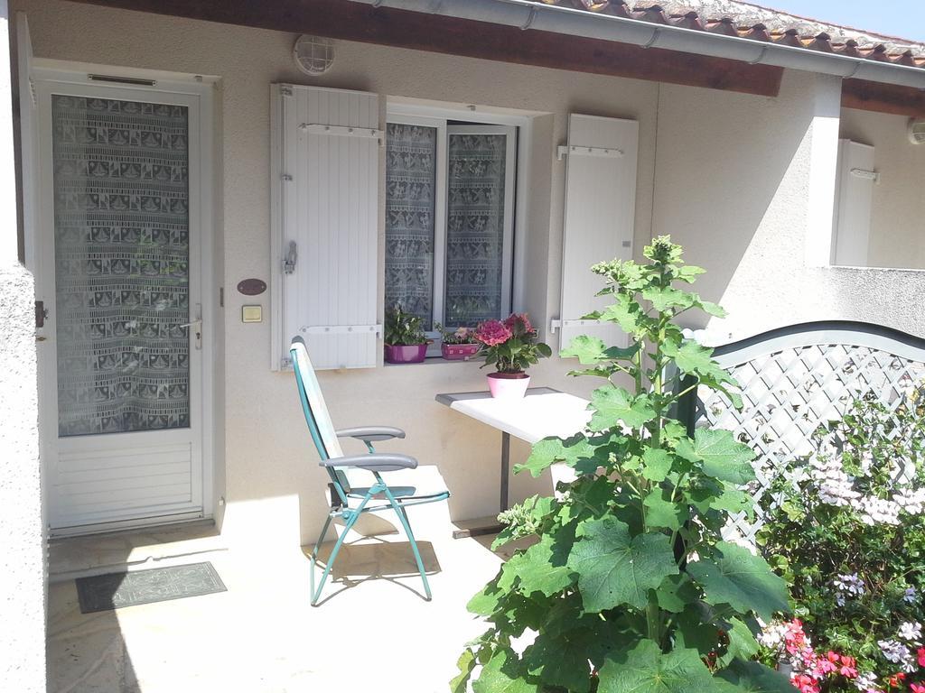 L'Insulaire Studios Saint-Denis-dʼOléron Екстериор снимка